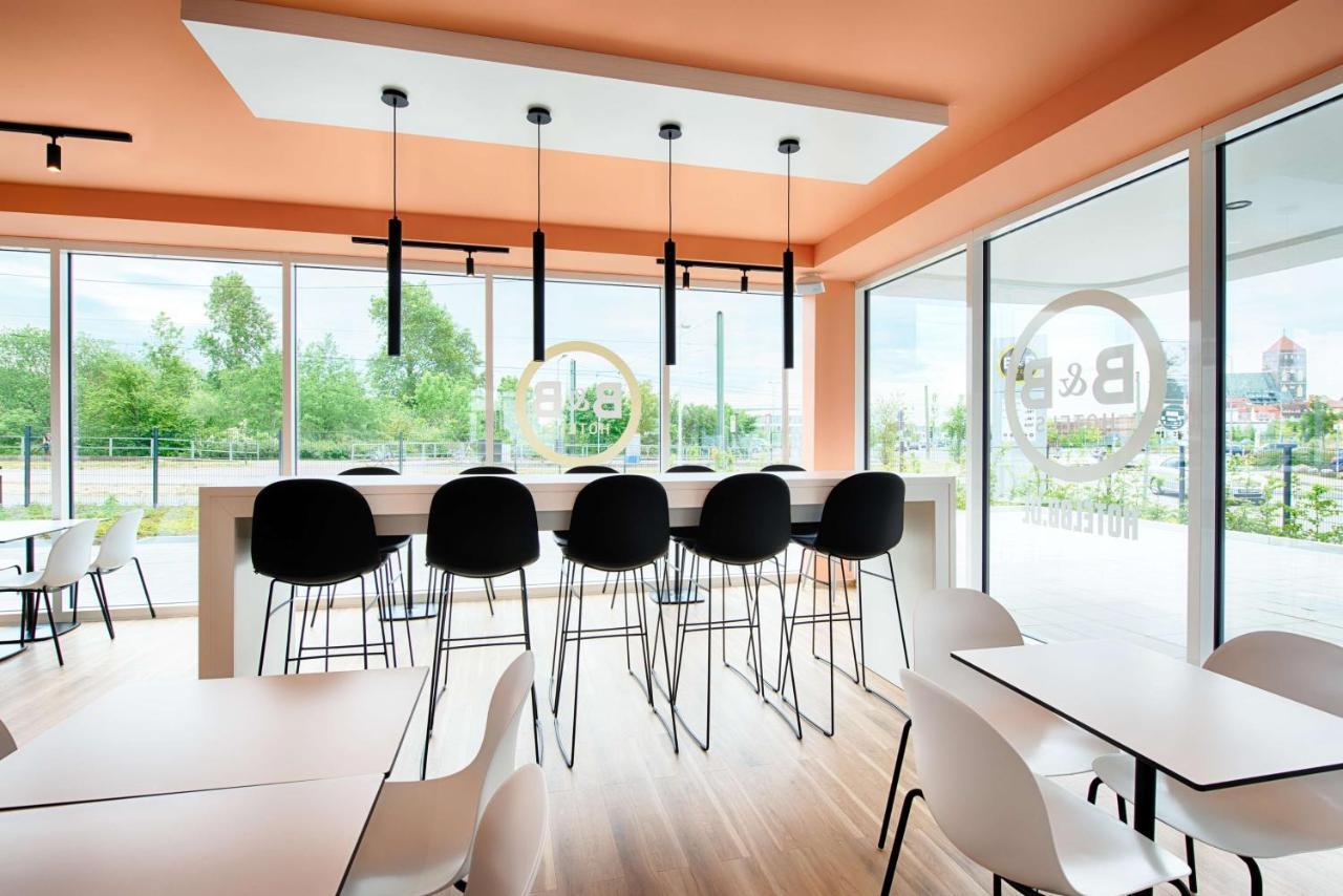 B&B Hotel Rostock-Hafen Экстерьер фото